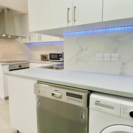 Basillica 3 Bedrooms Apartment Paphos Buitenkant foto