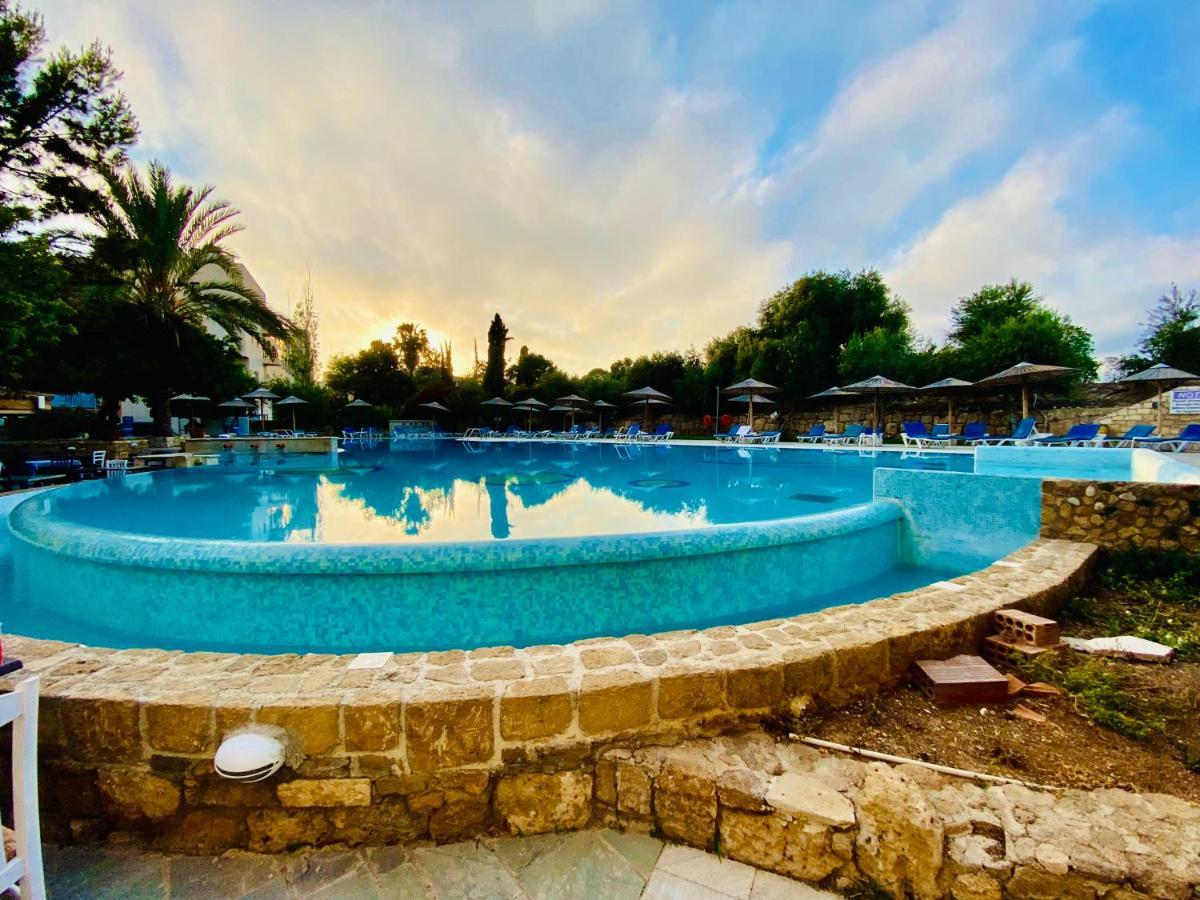 Basillica 3 Bedrooms Apartment Paphos Buitenkant foto